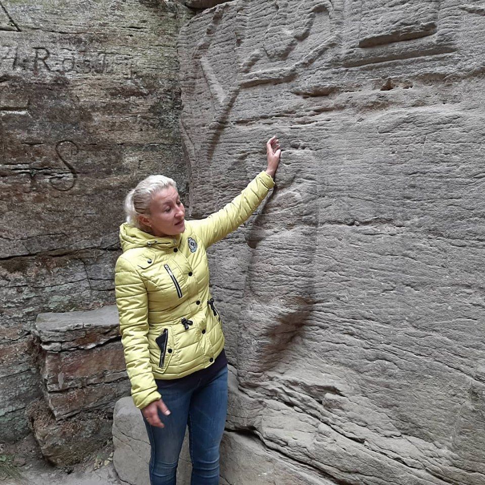 Новини Вінниці - фото з За перші дві години — понад сто тисяч переглядів. Зняли фільм про рахманів, які жили у печерах на Дністрі