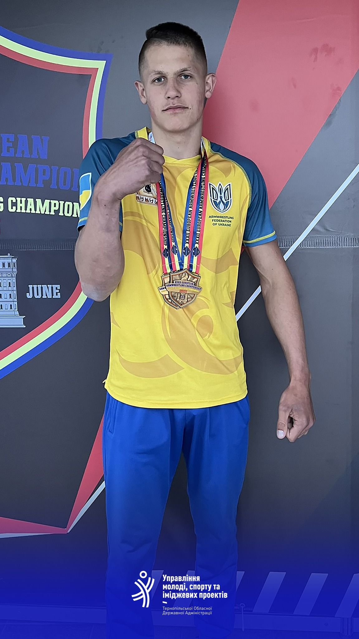 Новини Тернополя - фото з «Золото» та «срібло» здобули спортсмени з Тернопільщини на Чемпіонаті Європи з армреслінгу