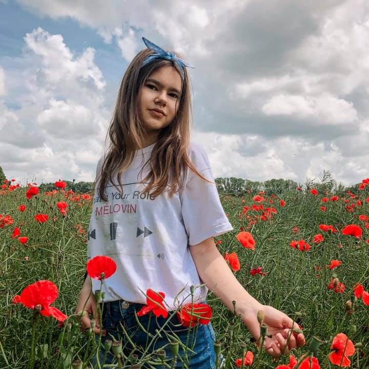 Новини Вінниці - фото з «Одна бабуся крутила дулі під час концерту». Понад 120 тисяч гривень зібрала учениця для ЗСУ