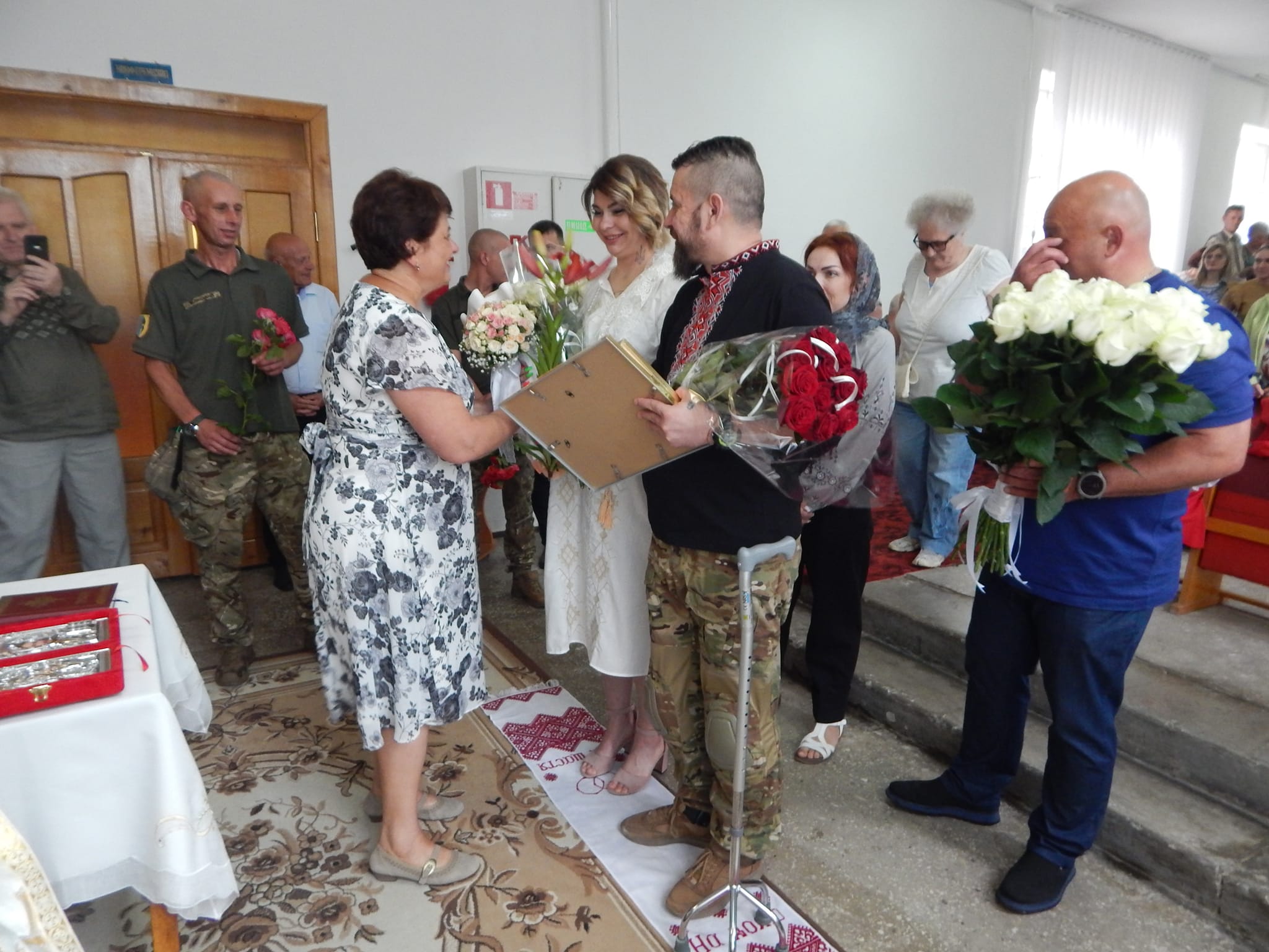 Новини Тернополя - фото з Кохання переможе все: у госпіталі на Тернопільщині повінчався військовий