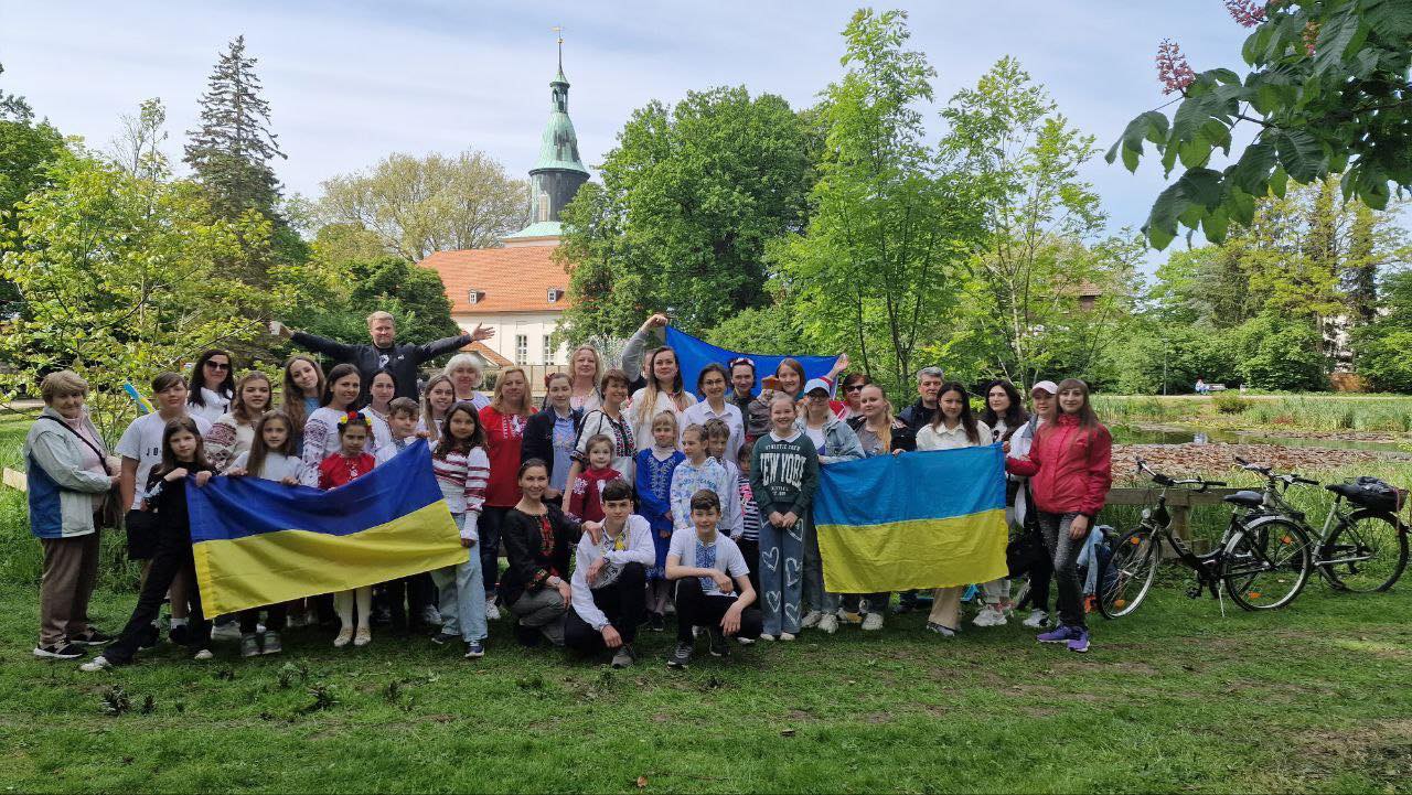 Новини Вінниці - фото з «Вони — мої українці». Як в Німеччині чоловік з вінницьким корінням допомагає українським біженцям