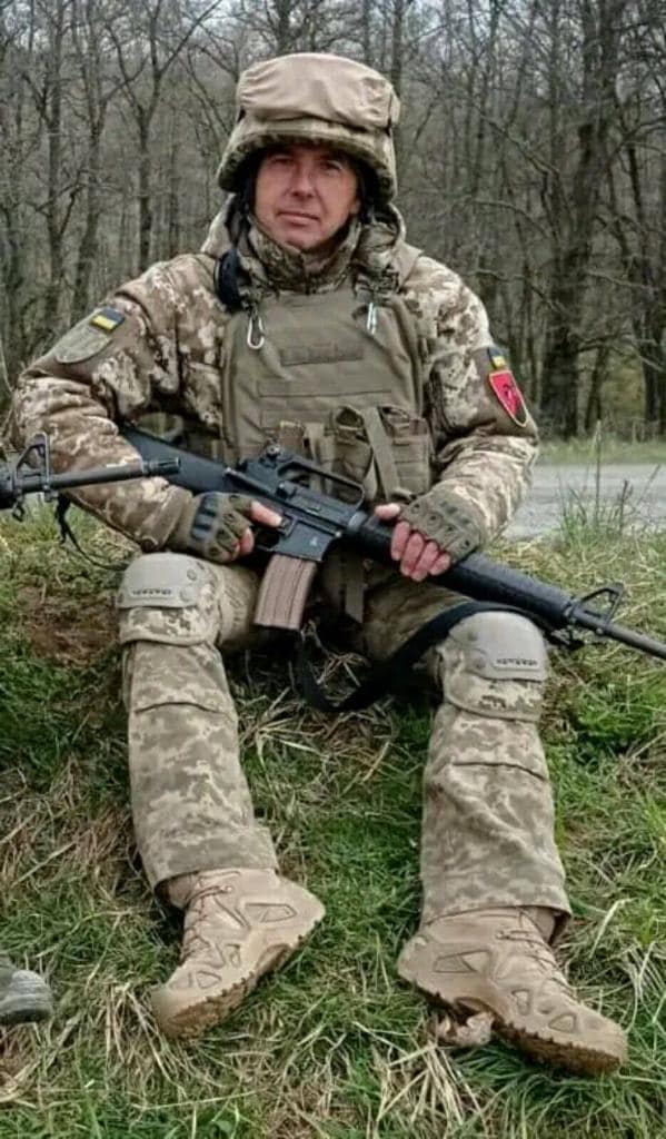 Новини Вінниці - фото з На війні загинув Василь  Пенішкевич: Лука-Мелешківська громада зустріне полеглого воїна На зображенні може бути: 1 особа