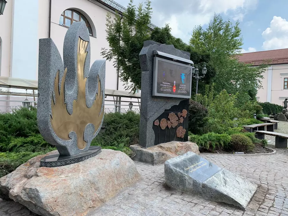 Новини Вінниці - фото з Майже 9 мільйонів гривень хочуть витратити на капремонт площі у центрі Вінниці