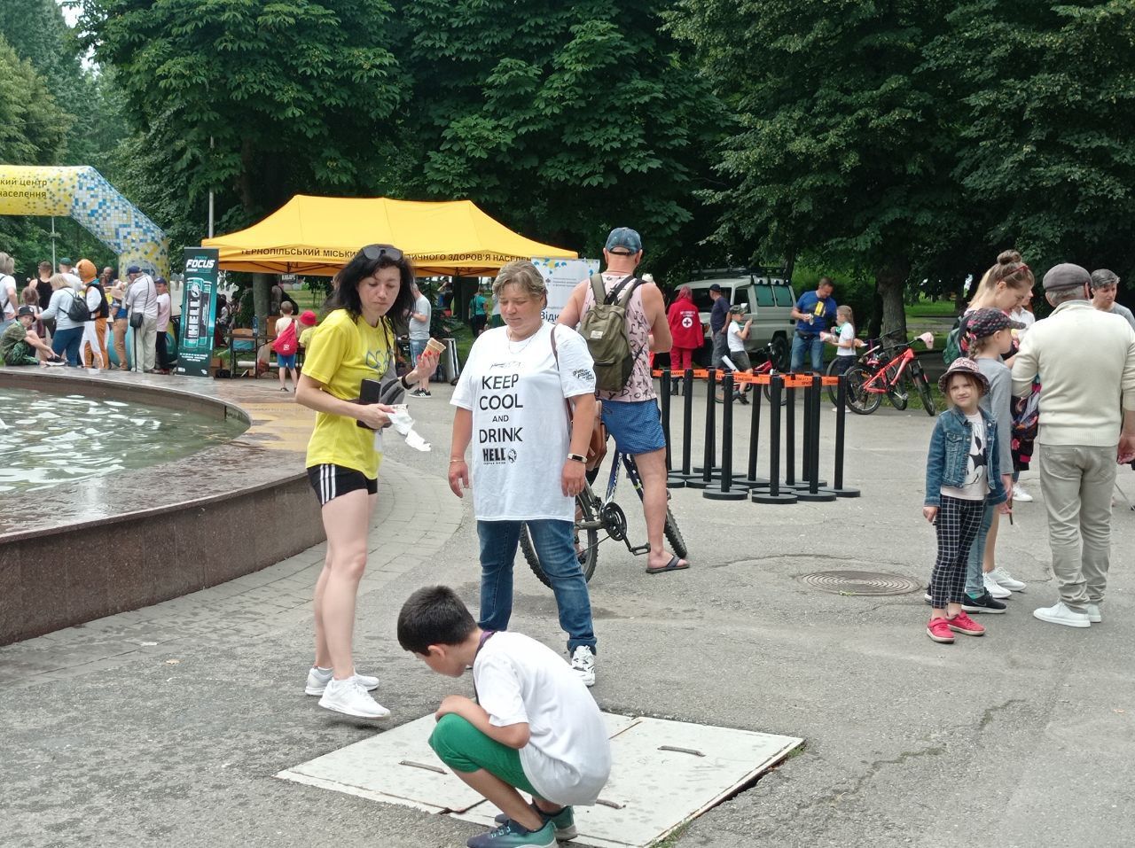 Новини Тернополя - фото з Розписували гільзи, писали листи Героям та змагались: у Тернополі влаштували «Олімпійський день»
