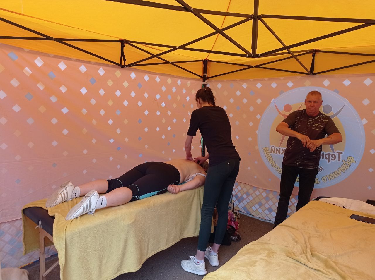 Новини Тернополя - фото з Розписували гільзи, писали листи Героям та змагались: у Тернополі влаштували «Олімпійський день»