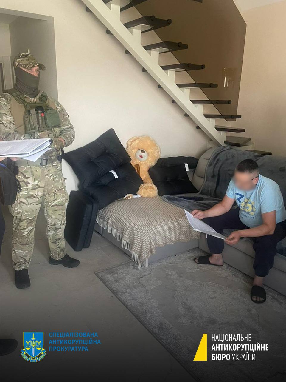 Новини Хмельницького - фото з У Тернополі взяли “на гарячому” голову облради та двох заступників ОВА. Вони просили 1,8 мільйона гривень хабаря