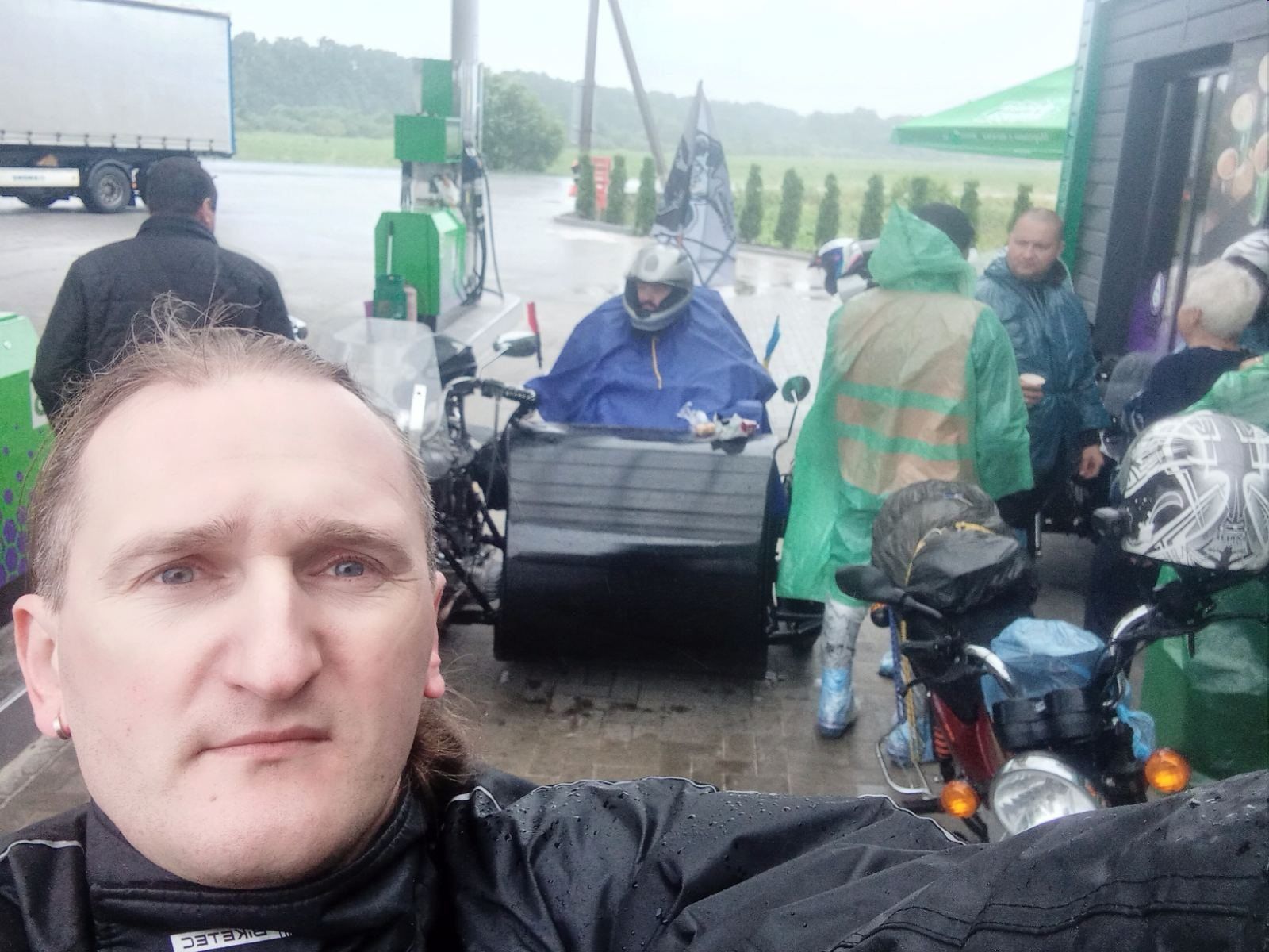 Новини Тернополя - фото з Інвалідність — не перепона жити: житель Гусятина подолав подорож мотоциклом до Карпат