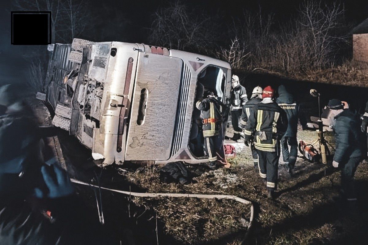 Новини Тернополя - фото з Я не готова пробачити смерть єдиного сина – мама загиблого в ДТП студента Олега Рачука