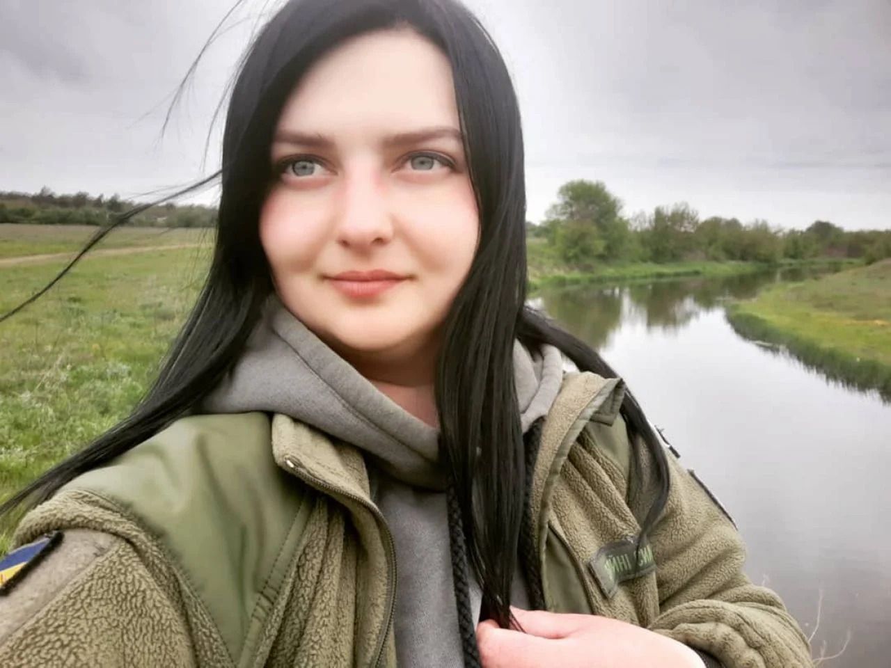 Новини Хмельницького - фото з 7 історій жінок з Хмельниччини, чиї життя забрала війна Вічна пам'ять тобі, Олю!” Військова з Шепетівки загинула через обстріл : 05:04:2022 - vsim.ua