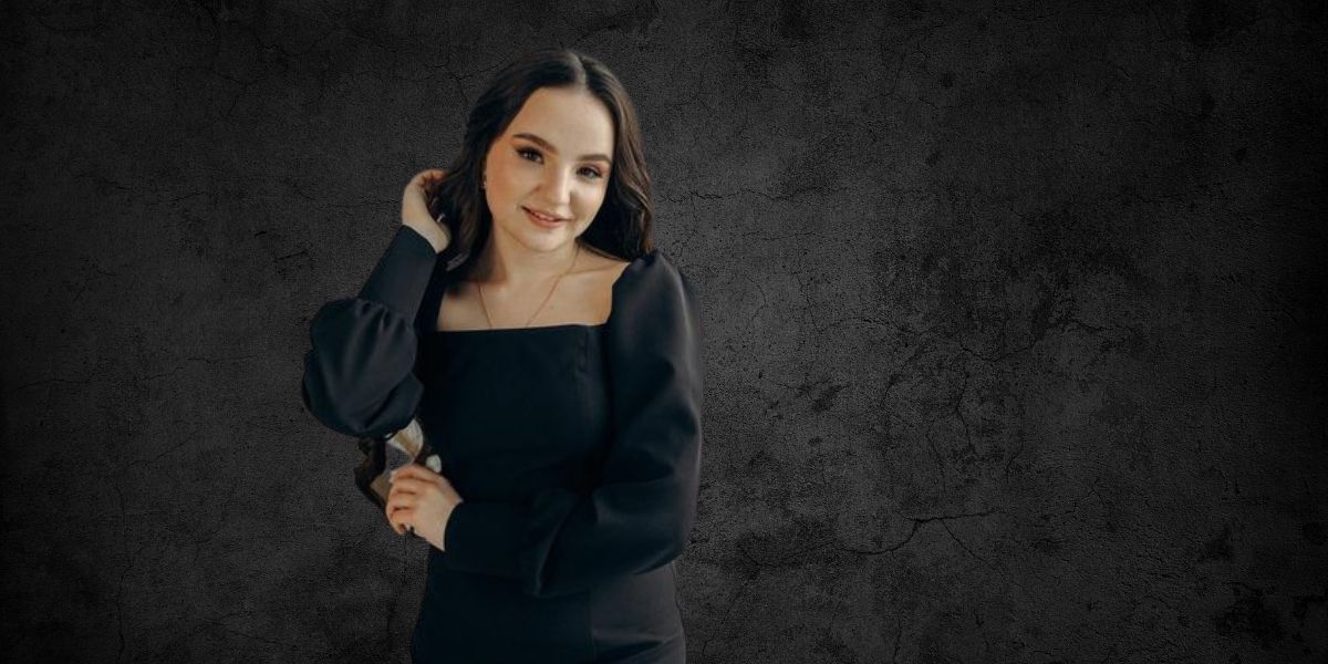 Новини Хмельницького - фото з 7 історій жінок з Хмельниччини, чиї життя забрала війна Дівчина, котра постраждала від ракетного удару по Хмельницькому, померла у лікарні : 01:01:2023 - vsim.ua