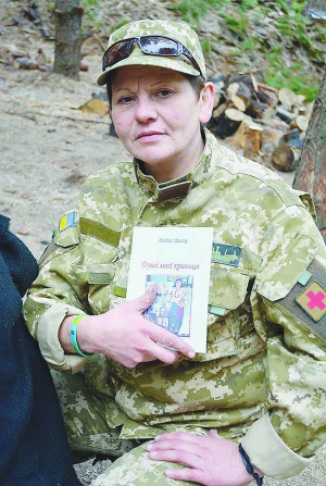 Новини Хмельницького - фото з 7 історій жінок з Хмельниччини, чиї життя забрала війна Перед похороном замироточила ікона | Новини на Gazeta.ua