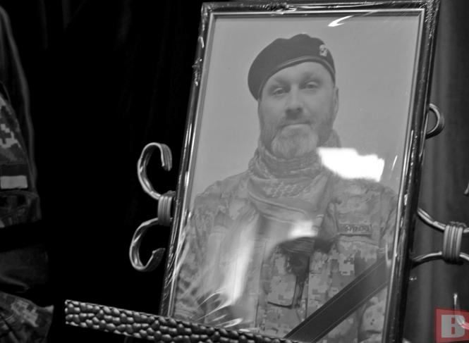 Новини Хмельницького - фото з Рятував пораненого з-під обстрілів. Хмельницький попрощався з Андрієм Гірченком