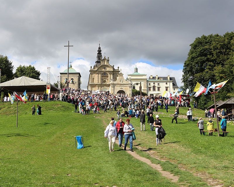 Новини Вінниці - фото з Побратимству з Свєнтокшиським воєводством — 65 років. Розповідаємо про туристичні принади краю