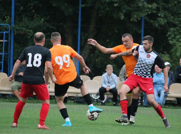 Новини Тернополя - фото з У Великих Гаях відбувся матч за звання чемпіона Тернопільської області 2023