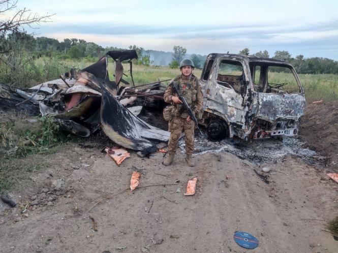 Новини Вінниці - фото з Під обстрілами рятує важкопоранених бійців. Історія бойового медика на позивний «Жига»