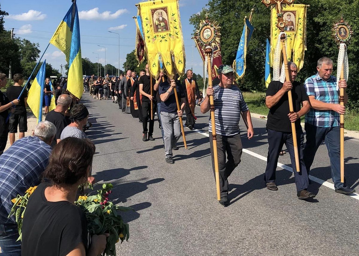 Новини Тернополя - фото з Назавжди 29… Тернопільщина прощається з Дмитром Дзебчуком