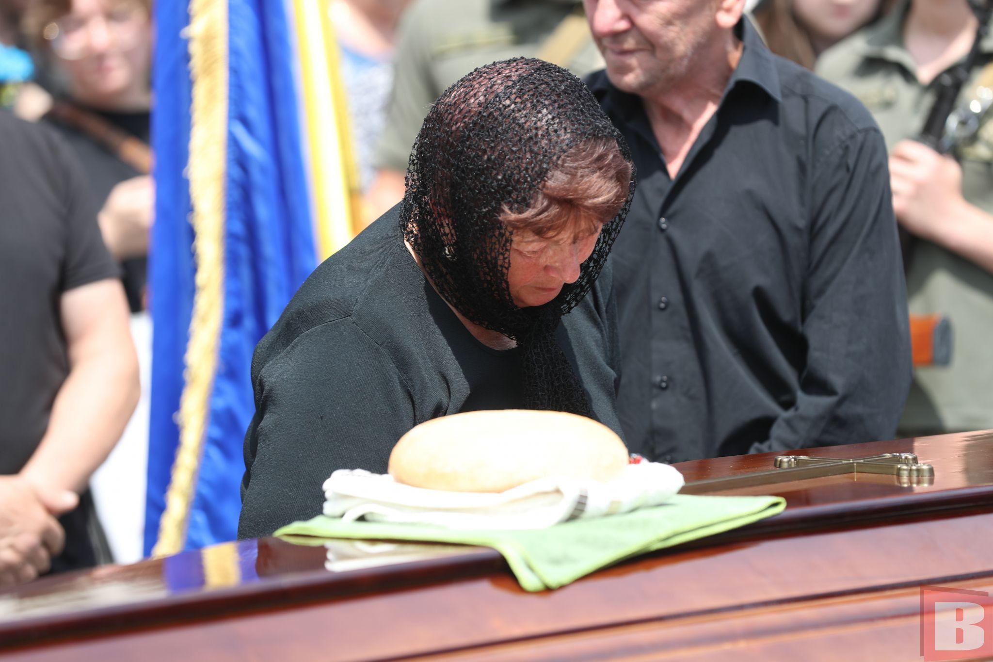 Новини Хмельницького - фото з Пішов заради сина та дочки: попрощалися з військовим Андрієм Черніцьким