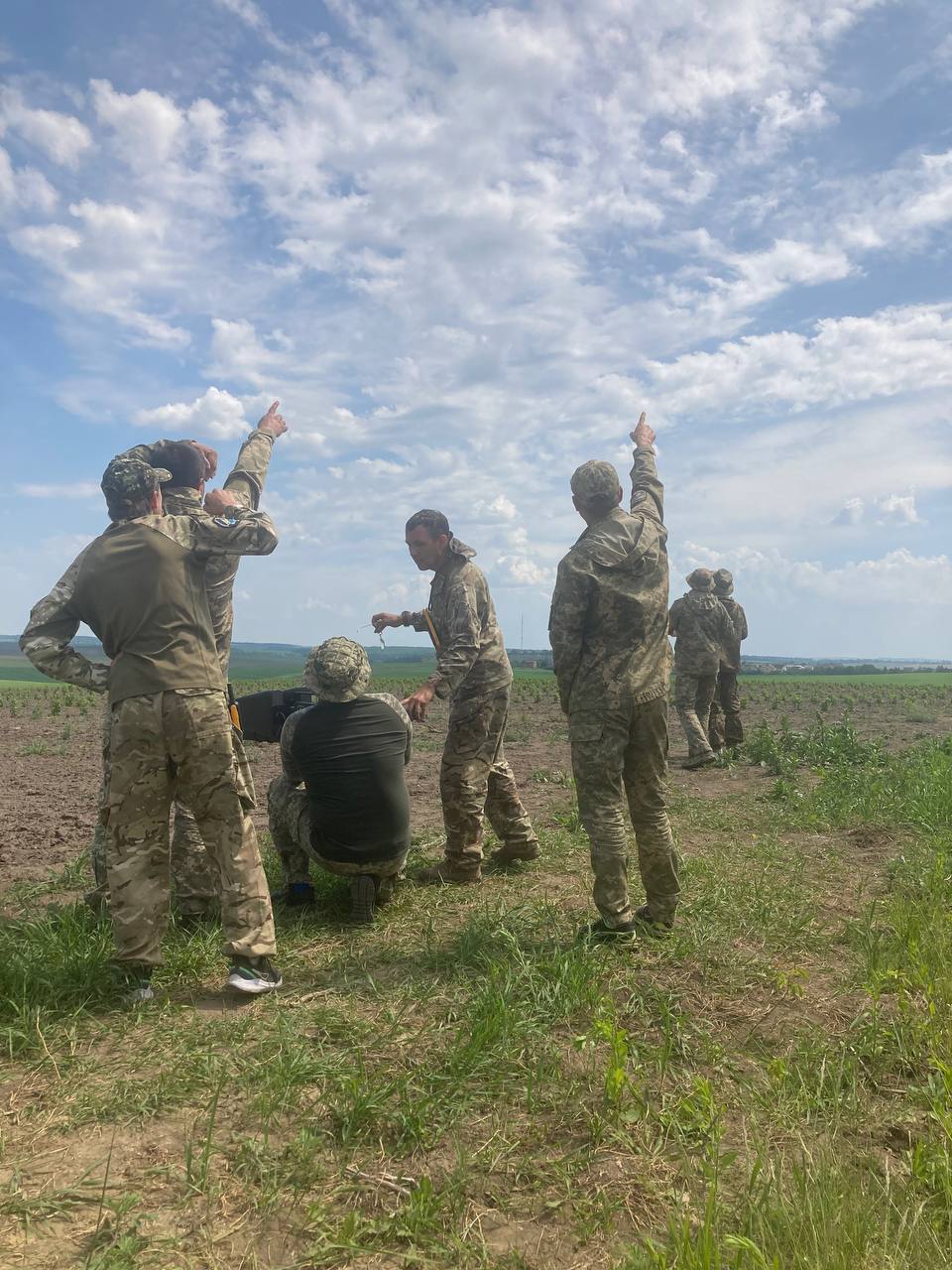 Новини Тернополя - фото з Безкоштовно навчають операторів БПЛА: ми побували в гостях у волонтерського об’єднання