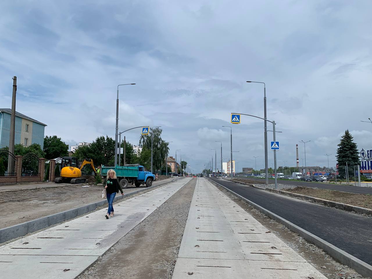 Новини Вінниці - фото з На Батозькій укладають трамвайні колії та асфальтують дорогу. Як виглядає вулиця