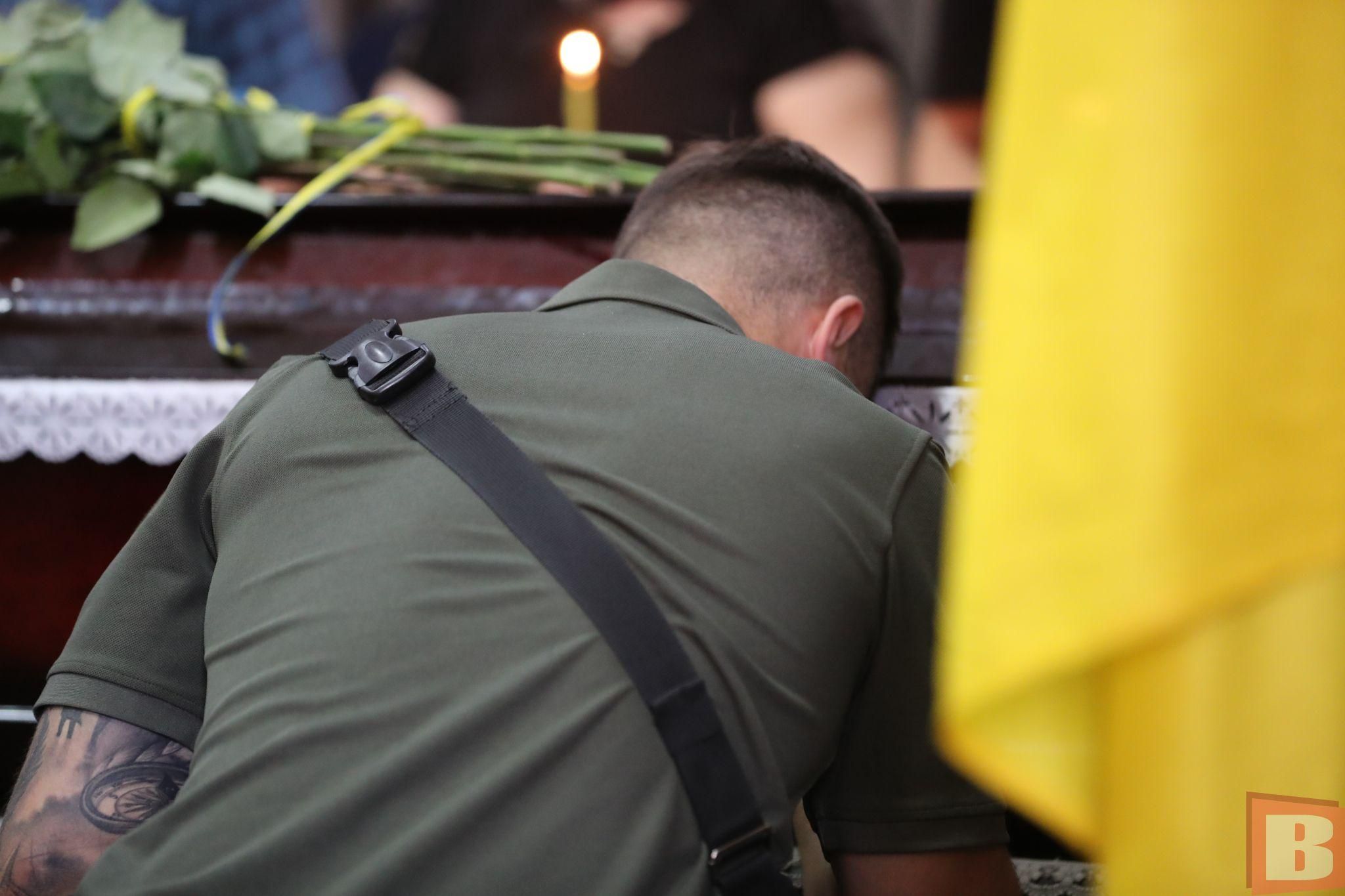 Новини Хмельницького - фото з У Хмельницькому попрощалися з 23-річним захисником Маріуполя