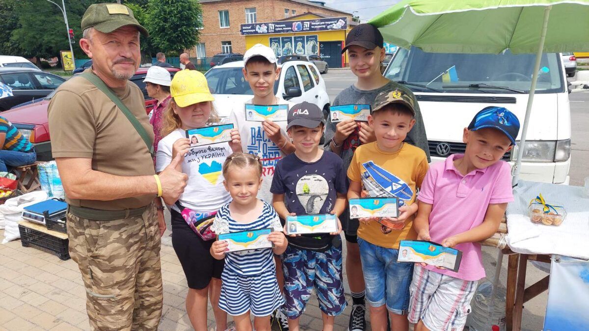 Новини Хмельницького - фото з Гралися в блокпост — догралися до волонтерів. Історія сімох дітлахів із Старокостянтинова