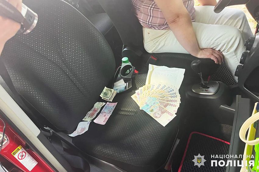 Новини Хмельницького - фото з Асистентку Подільського державного університету спіймали на хабарі. Їй присудили 51 тисячу гривень штрафу