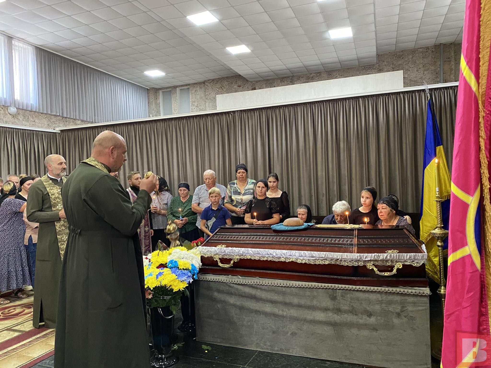 Новини Хмельницького - фото з У Хмельницькому попрощалися з батьком двох донечок - Романом Романюком