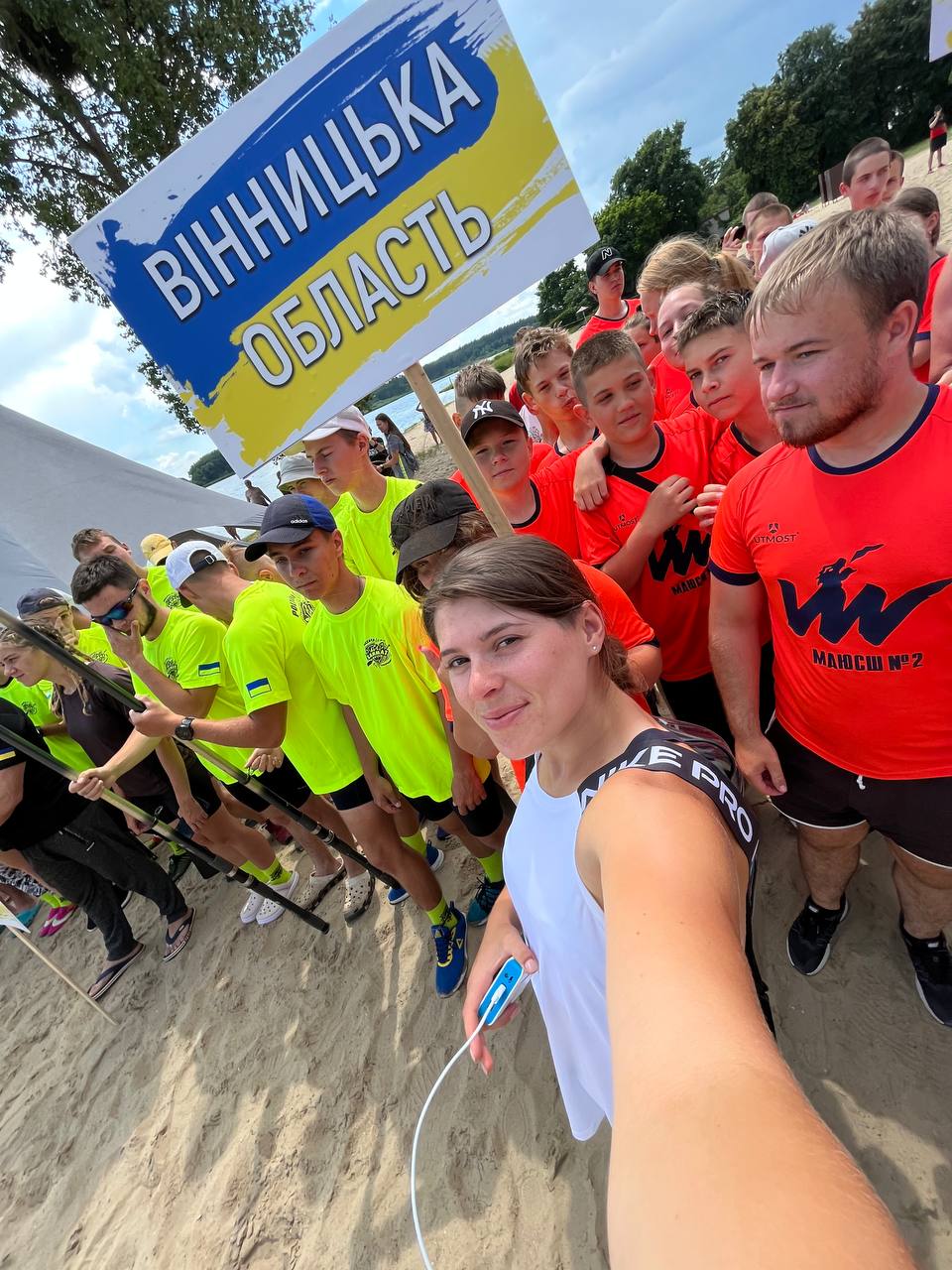 Новини Вінниці - фото з Школярів запрошують веслувати на Вишенському озері на каное-«драконах»