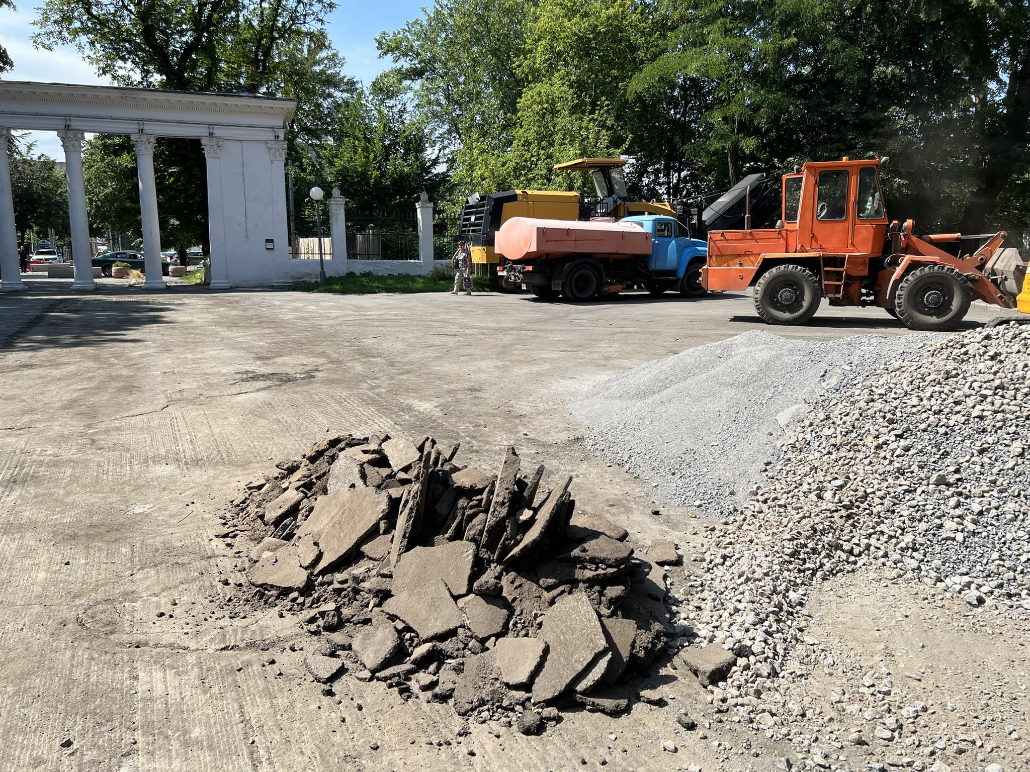 Новини Вінниці - фото з У Центральному парку роблять ремонт. Що там змінюють і скільки це коштує?