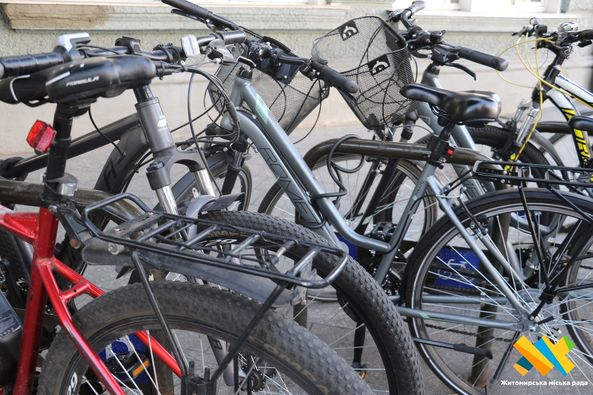 Новини Житомира - фото з Флешмоб «Велосипедом на роботу» зібрав на Михайлівській прихильників двоколісного транспорту