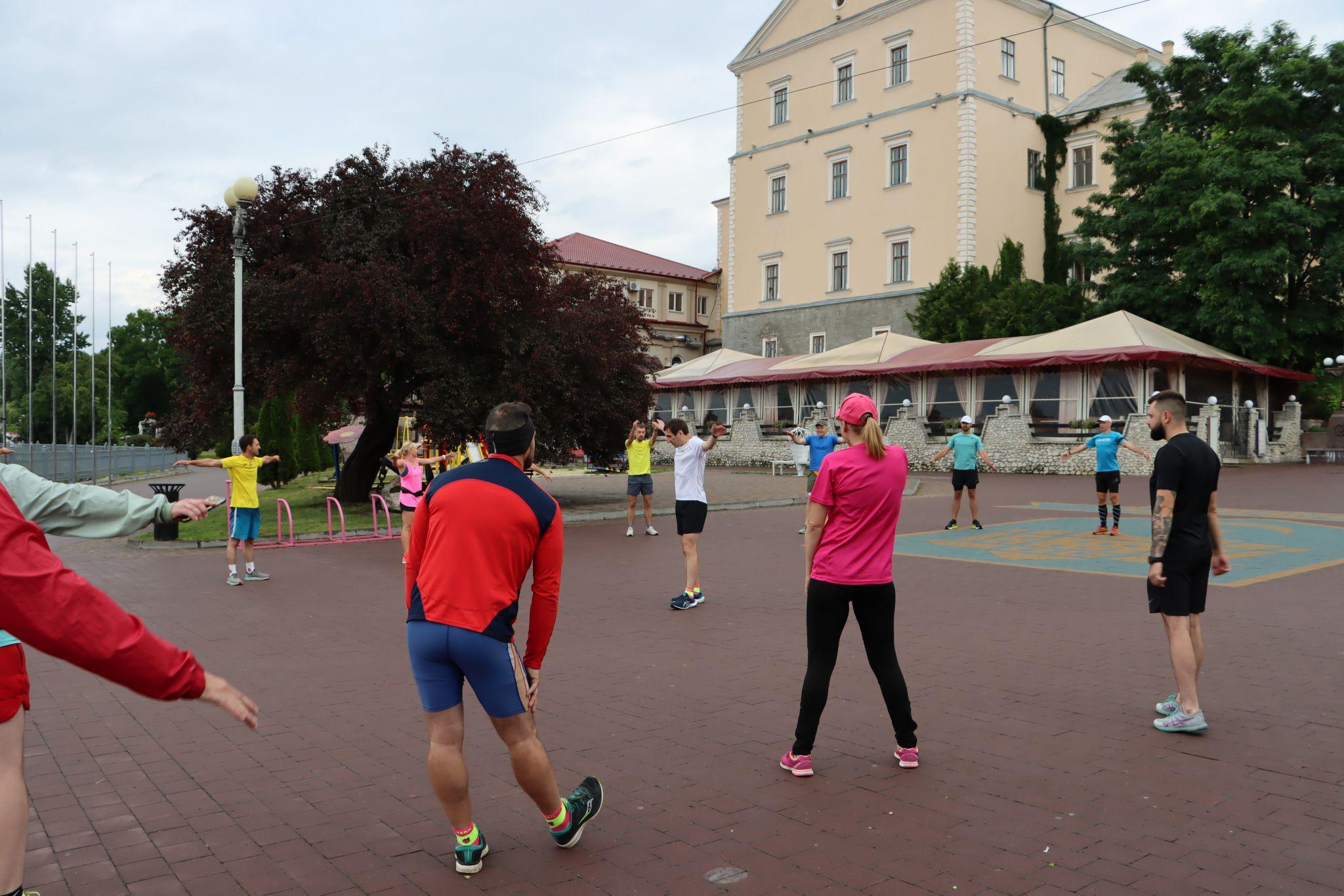 Новини Тернополя - фото з Присвятили спорту роки і долають десятки кілометрів: історії тернопільських бігунів (РЕПОРТАЖ)
