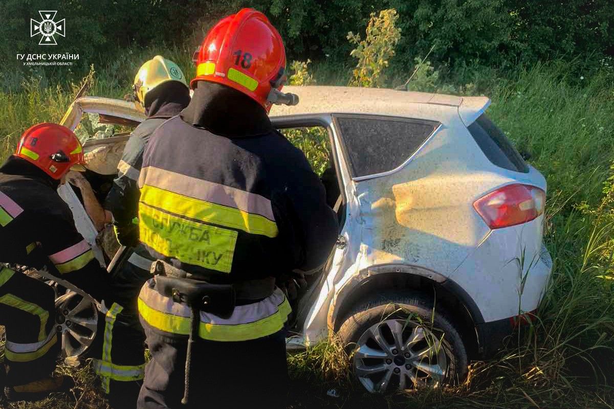 Новини Хмельницького - фото з У ДТП загинула сім’я з Нетішина. Сиротою лишився 8-річний хлопчик