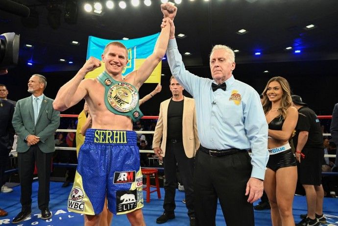 Новини Вінниці - фото з Вінницький боксер Сергій Богачук виграв чемпіонський бій нокаутом у першому раунді