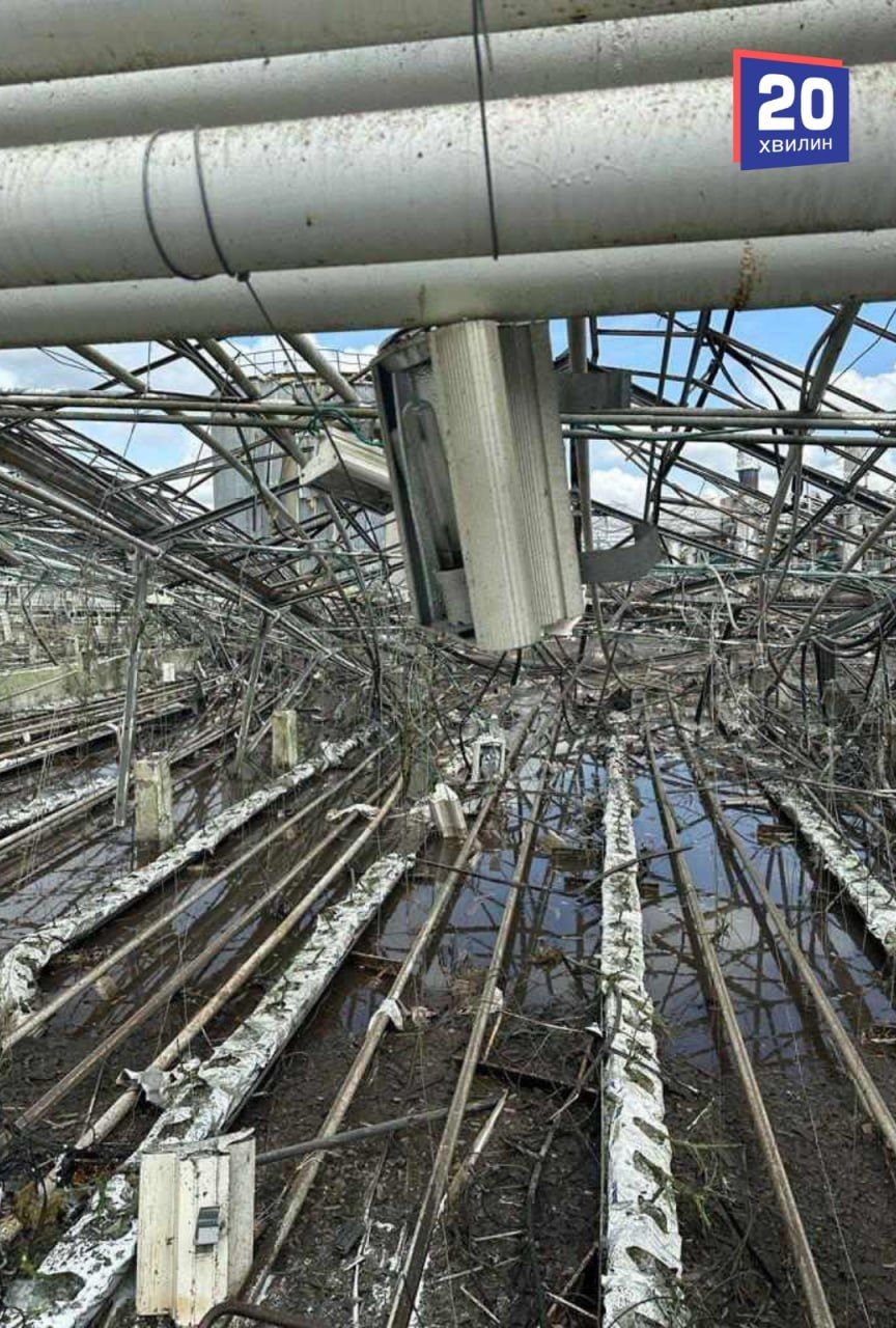 Новини Вінниці - фото з У теплицях та готельному комплексі, куди впали уламки збитих «Калібрів», постраждали п'ятеро людей