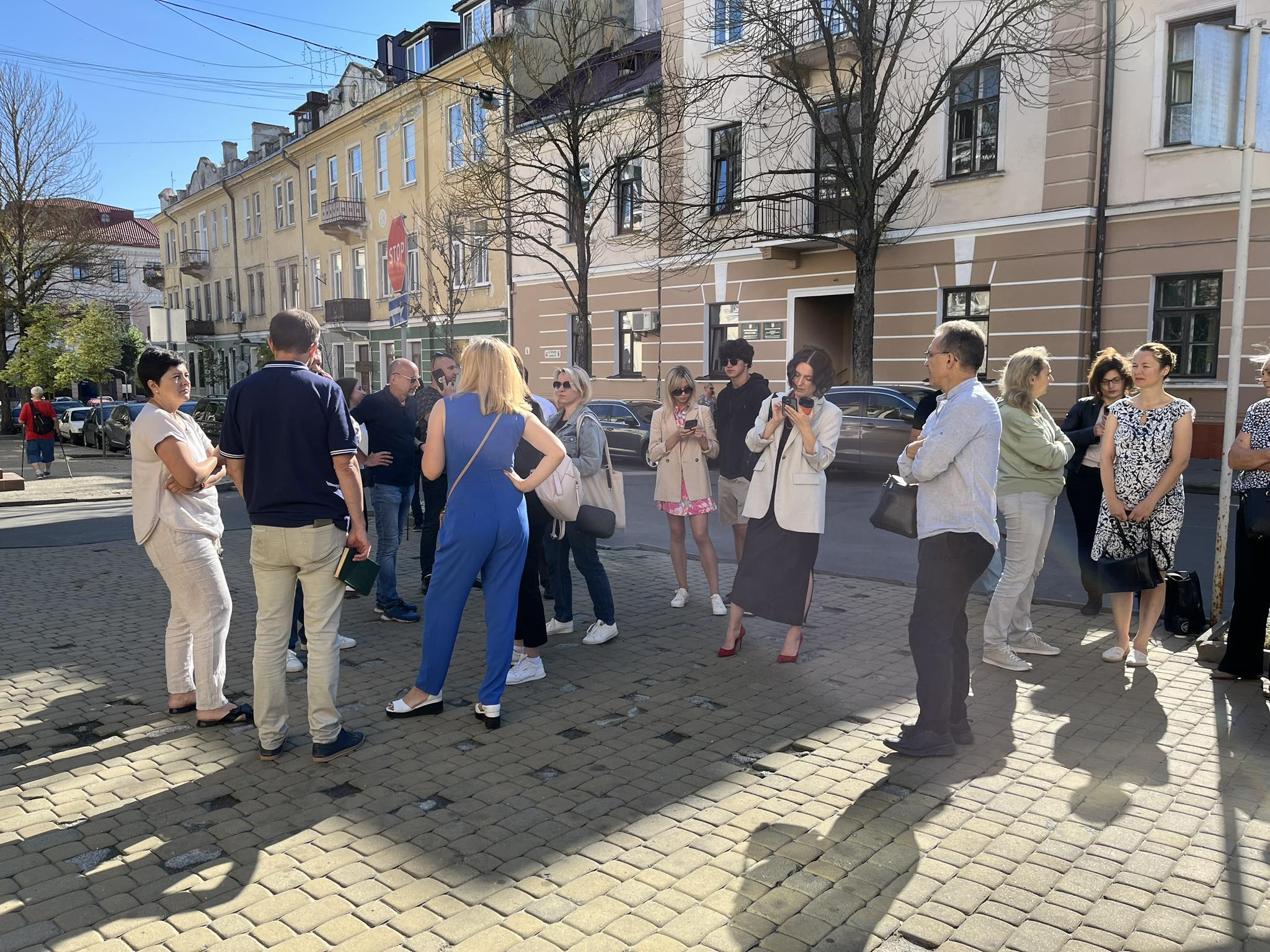 Новини Тернополя - фото з Гімназію Франка і технічний ліцей об'єднають. Про що говорили на сесії міськради 28 липня?