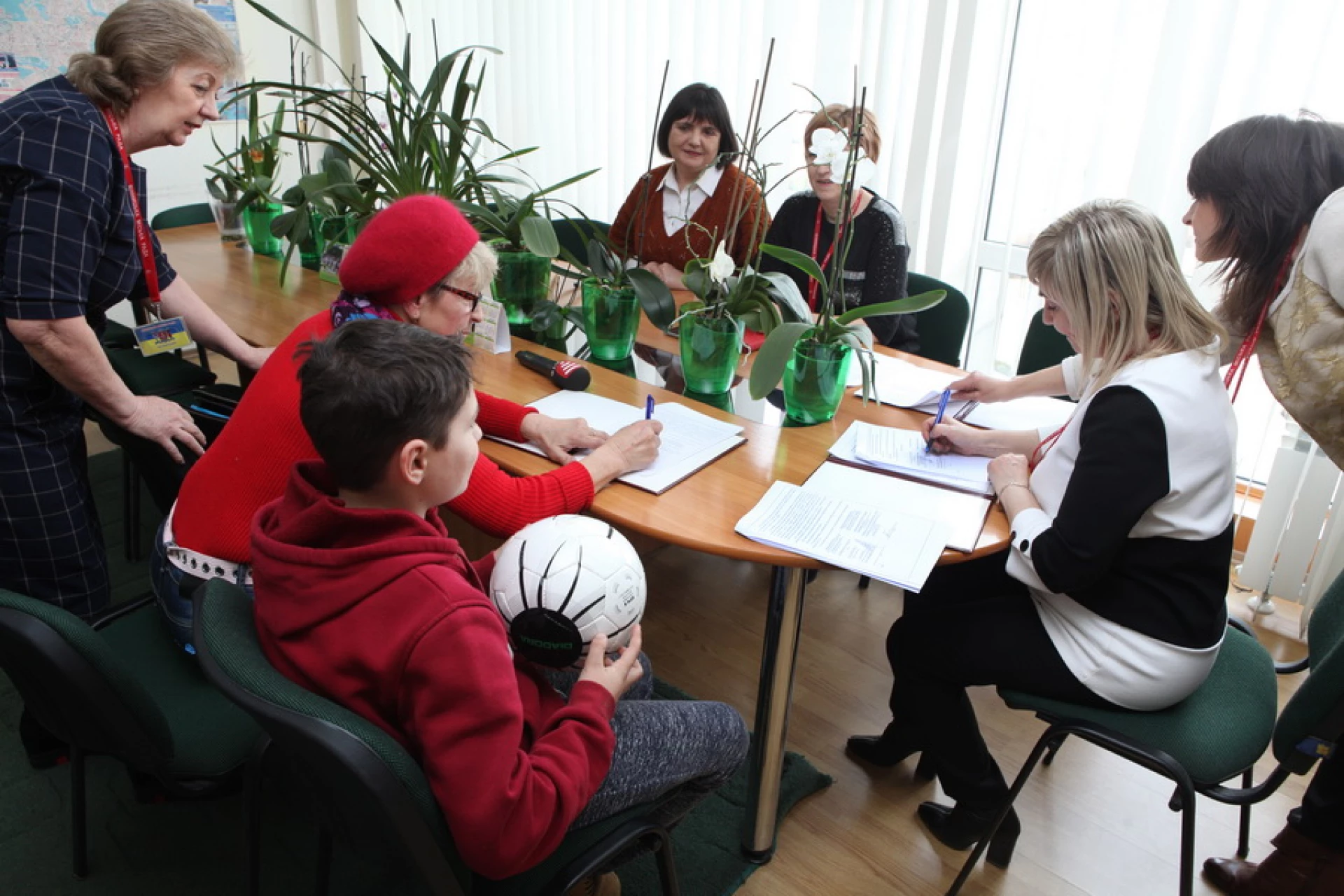 Новини Вінниці - фото з Вінничан запрошують стати патронатними вихователями. Які умови та виплати