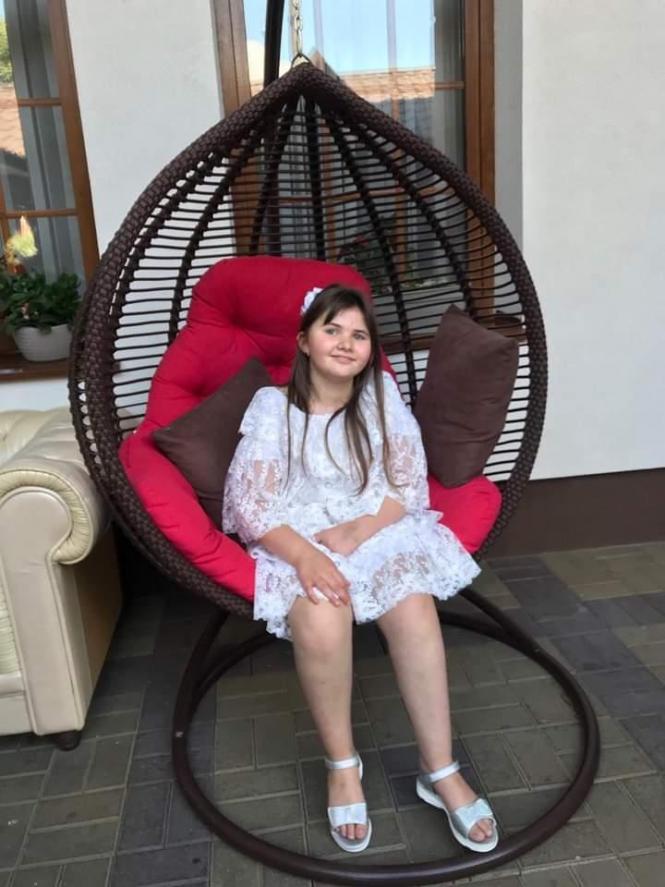 Новини Хмельницького - фото з На 10-річну хмельничанку Аню чекає три операції: як можна допомогти