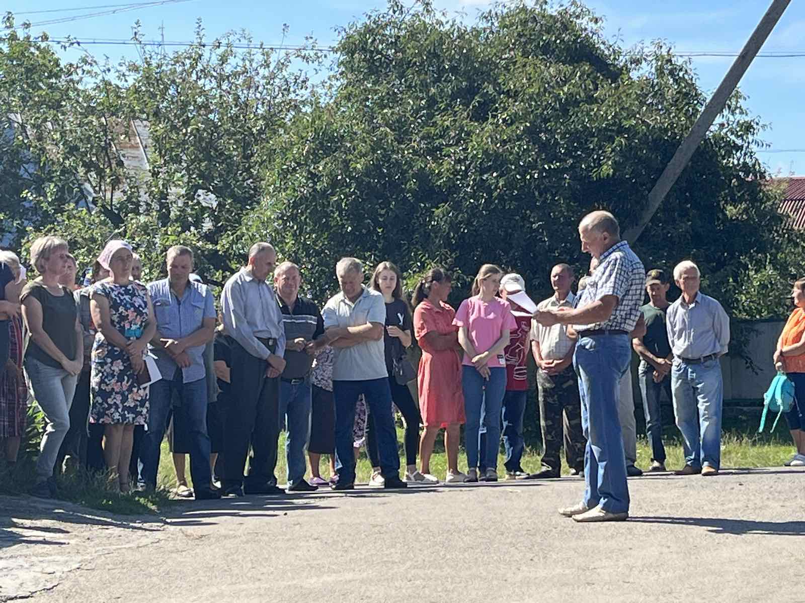 Новини Хмельницького - фото з До ПЦУ перейшла церква у Летичівській громаді На зображенні може бути: 15 людей
