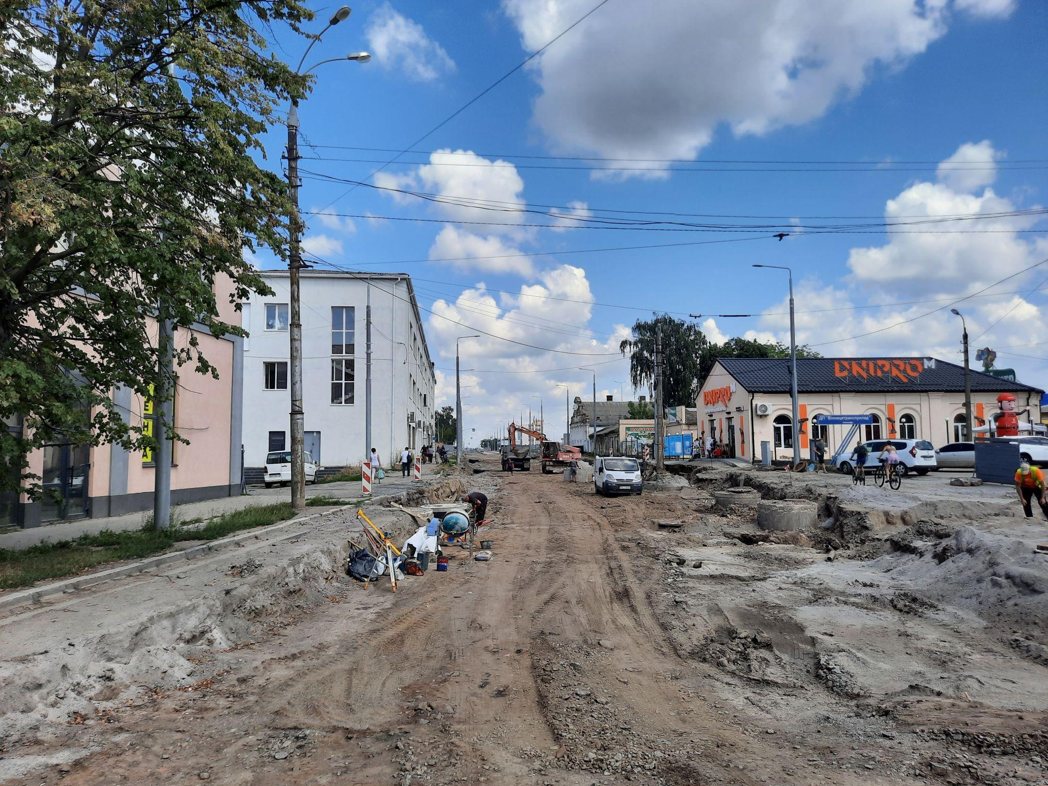 Новини Вінниці - фото з Колії проклали вздовж майже всієї вулиці: як виглядає реконструкція на Батозькій