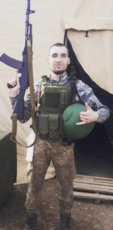 Новини Хмельницького - фото з Поклали життя за свободу. На війні загинули четверо військових з Хмельниччини