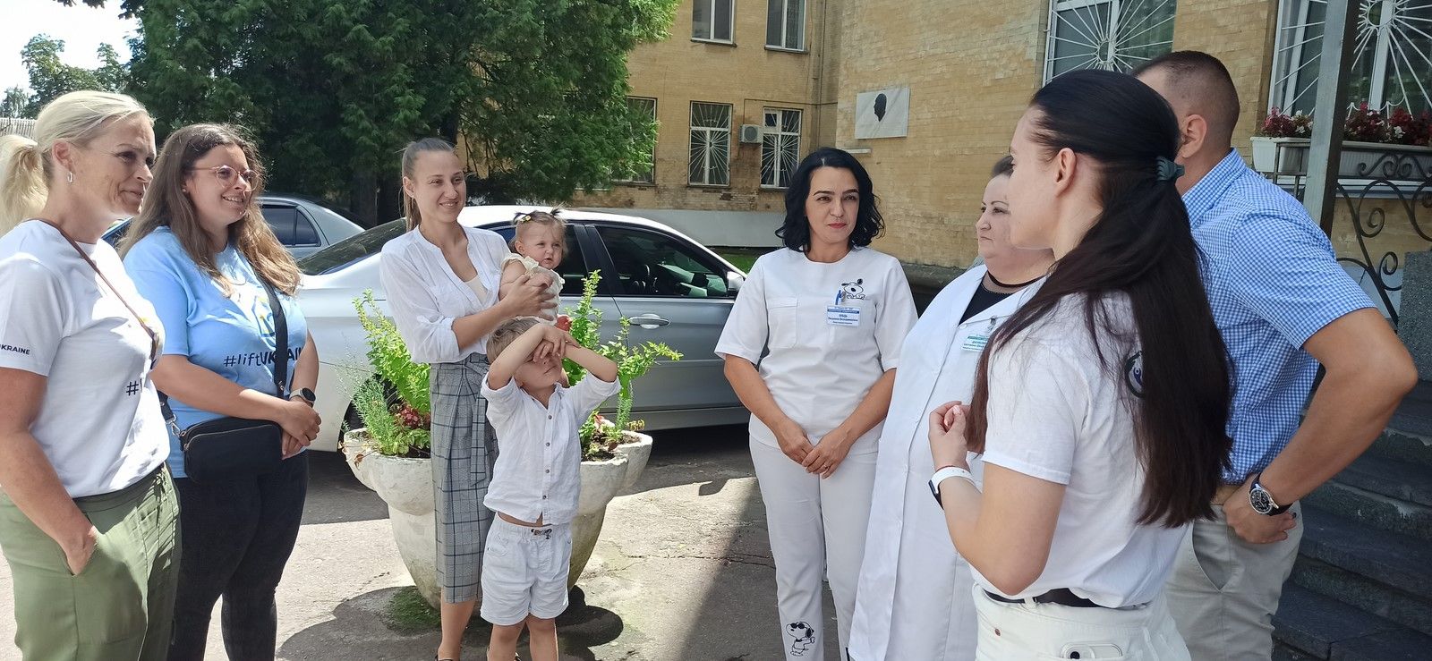 Новини Житомира - фото з Швейцарська міжнародна організація передала житомирській лікарні реанімаційне обладнання для немовлят