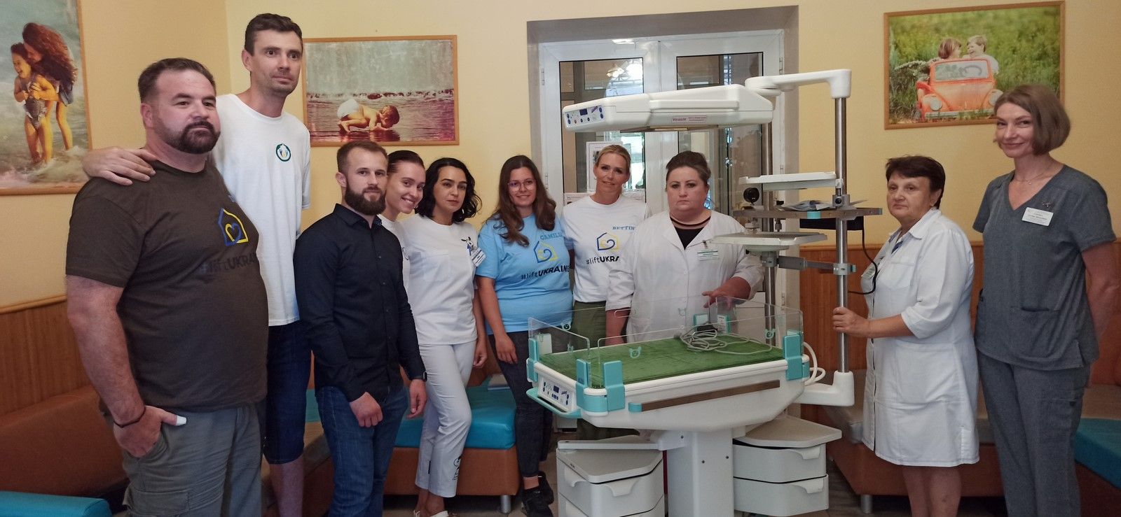 Новини Житомира - фото з Швейцарська міжнародна організація передала житомирській лікарні реанімаційне обладнання для немовлят