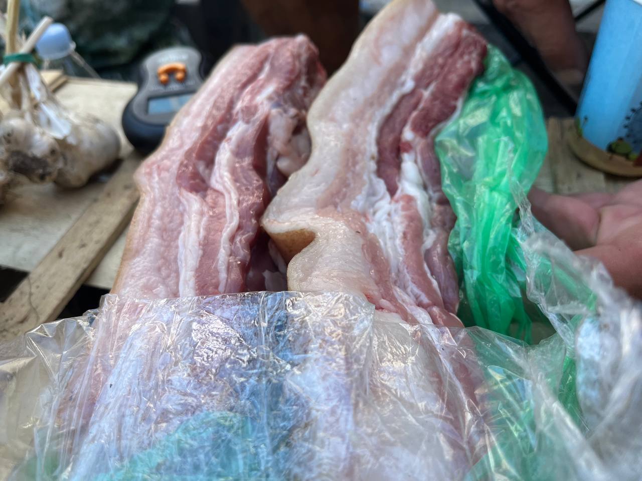 Новини Тернополя - фото з Скільки коштують продукти на стихійному ринку: ми дізналися ціни та чи продадуть дешевше