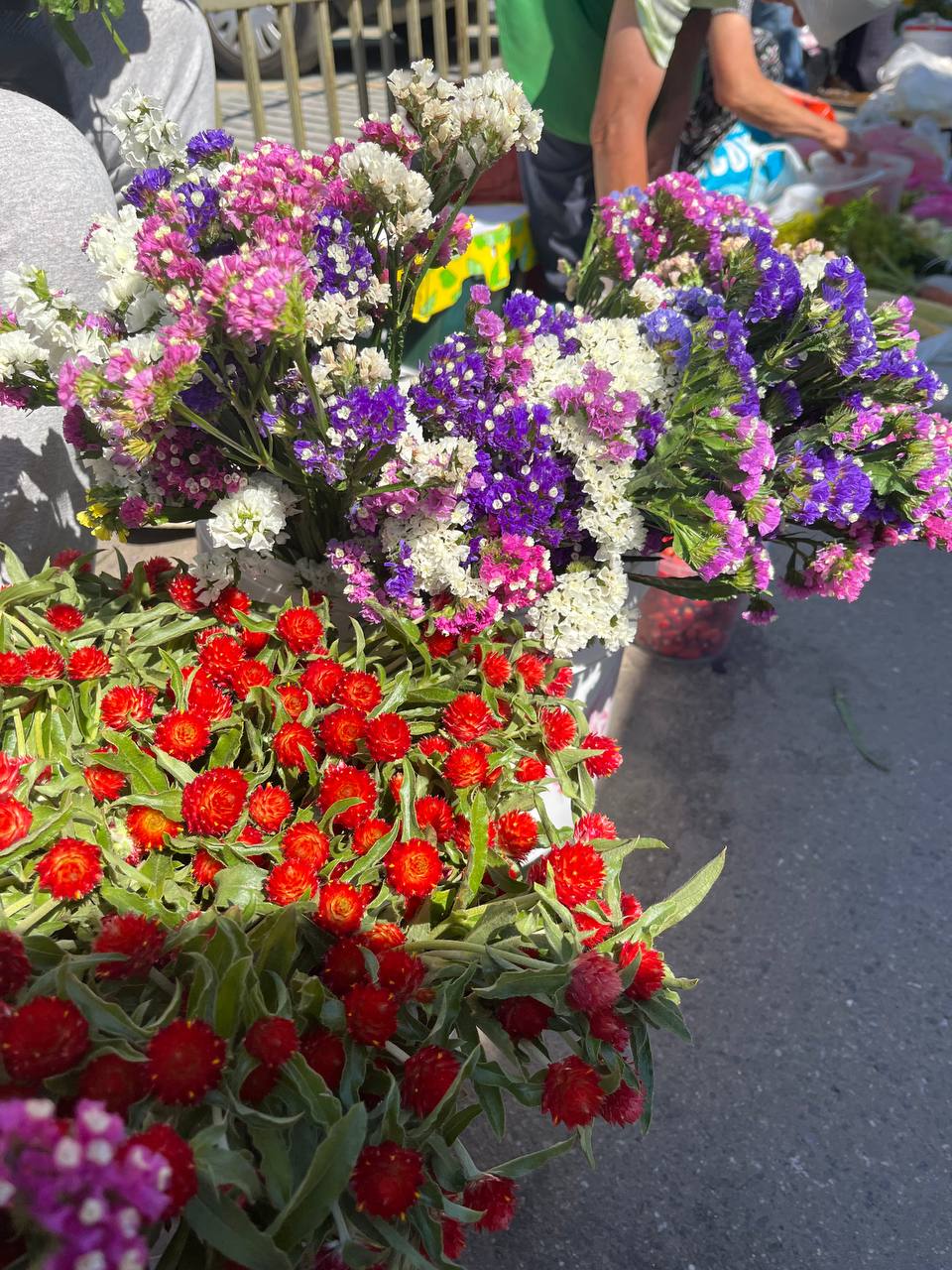 Новини Тернополя - фото з Скільки коштують продукти на стихійному ринку: ми дізналися ціни та чи продадуть дешевше