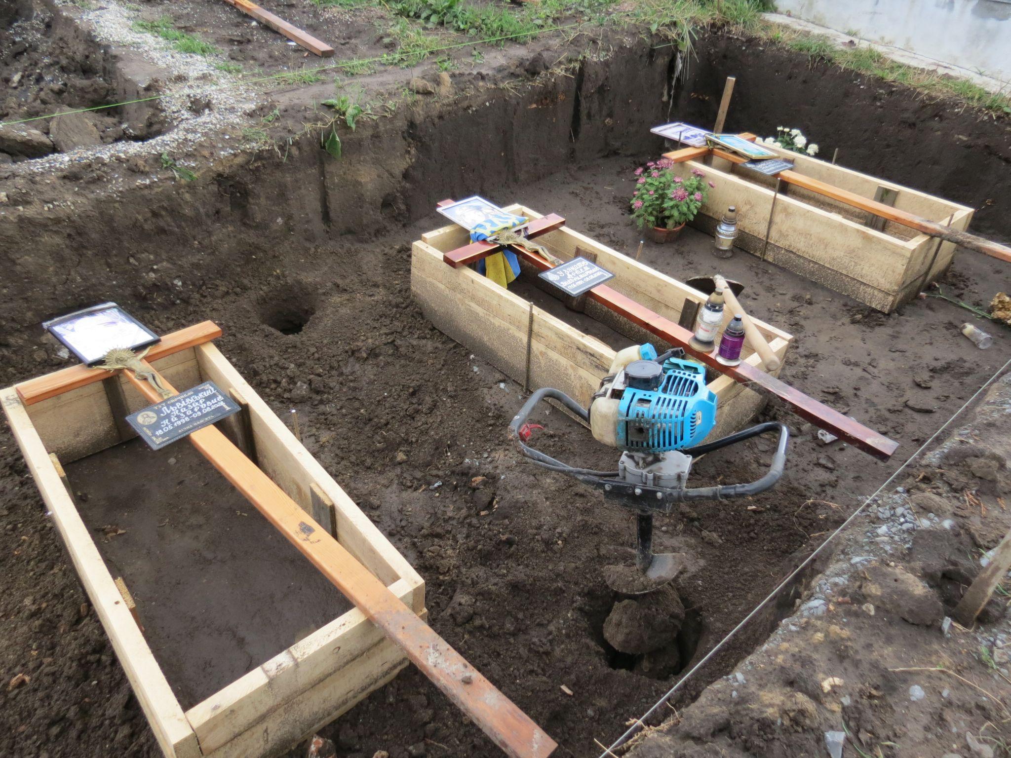Новини Тернополя - фото з На Микулинецькому кладовищі почали облаштовувати Пантеон Героїв: ми дізнались подробиці