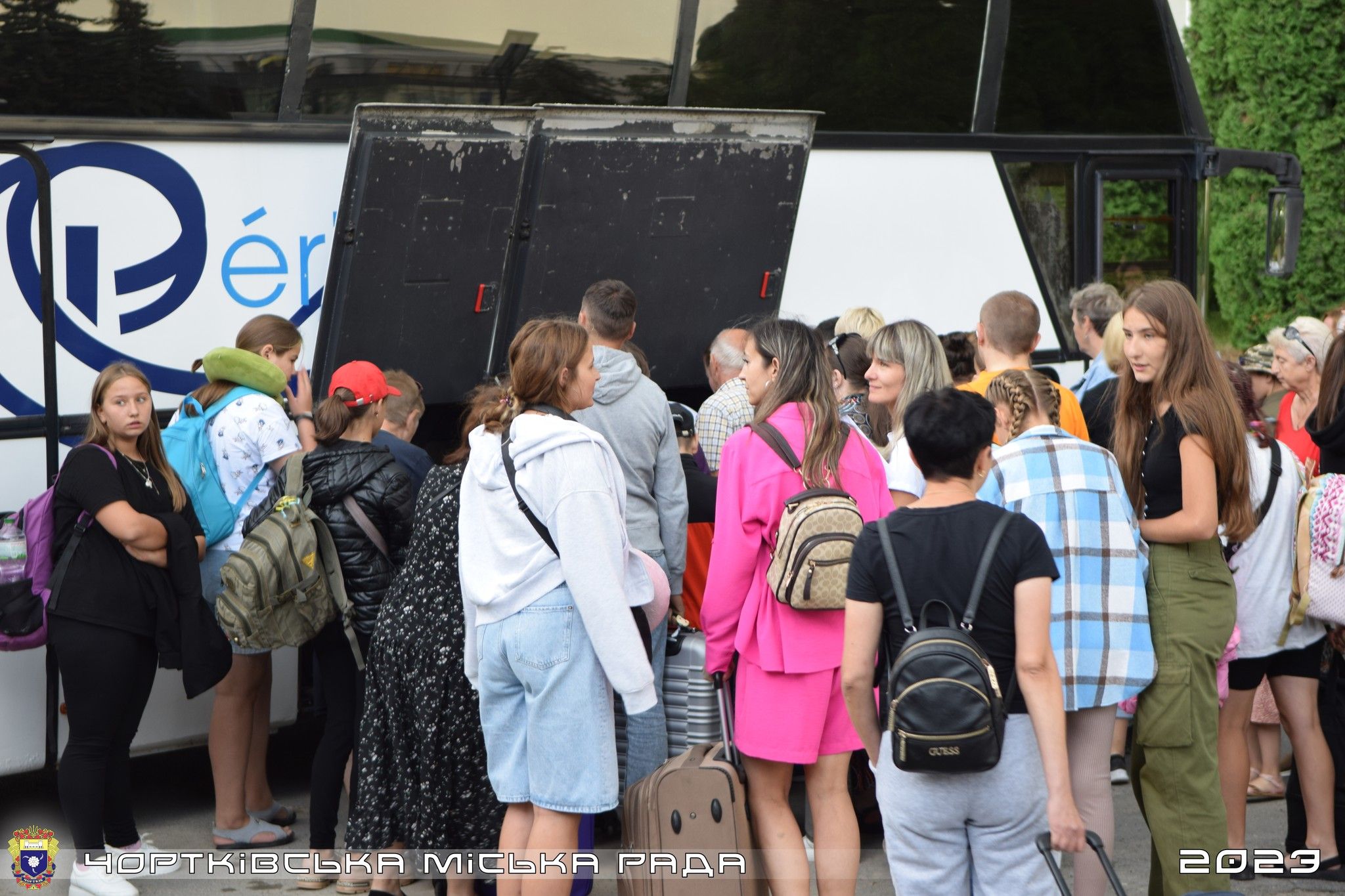 Новини Тернополя - фото з Діти військових із Чортківщини поїхали на безкоштовний відпочинок за кордон