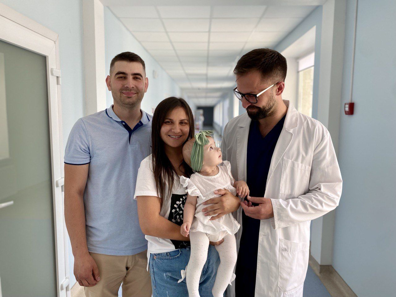 Новини Тернополя - фото з Дівчинку з Тернополя, яка народилася з украй рідкісною вадою серця, успішно прооперували у Львові