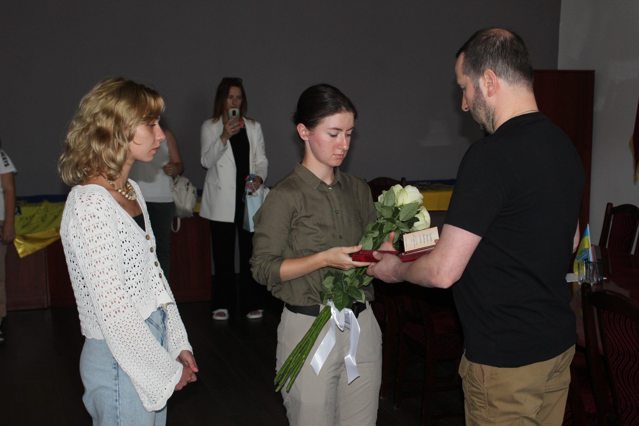 Новини Хмельницького - фото з Шістьох загиблих військових з Хмельниччини відзначили почесними нагородами