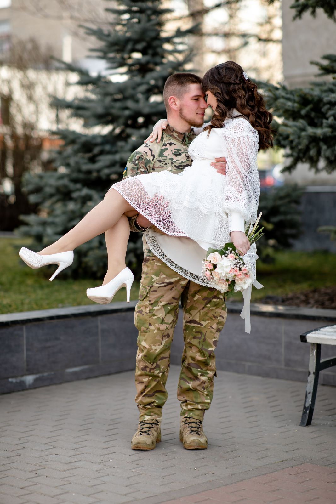 Новини Вінниці - фото з «Я настрочу для  тебе мільйон смс». Історія про розстріляне кохання гвардійця і його дружини