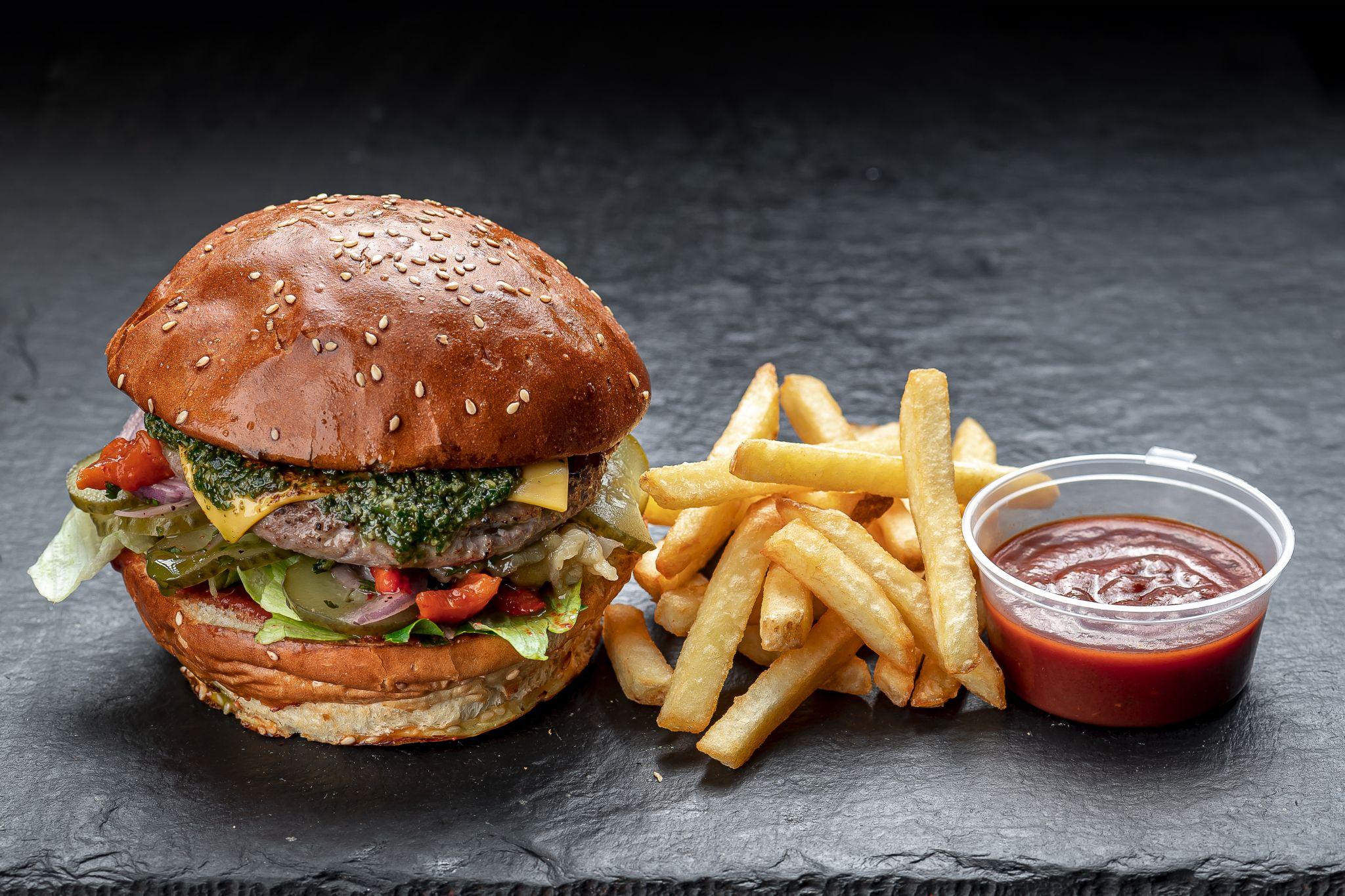 Новини Вінниці - фото з Мистецтво фаст-кежуал ресторану. У Вінниці відкрився ексклюзивний заклад «Art Chef Cafe» (новини компаній)